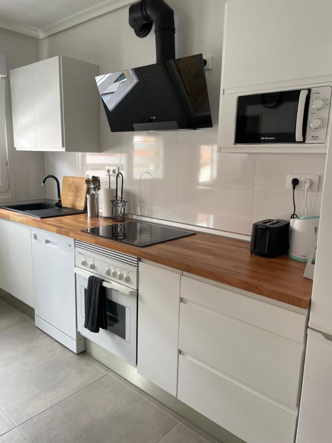 Apartamento Cuatro Estaciones 칼라호라 외부 사진