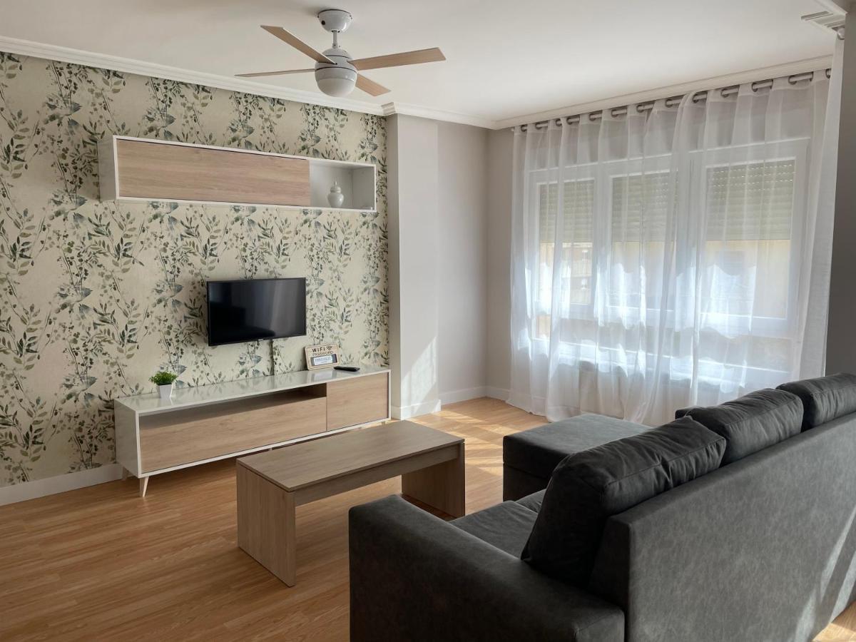 Apartamento Cuatro Estaciones 칼라호라 외부 사진