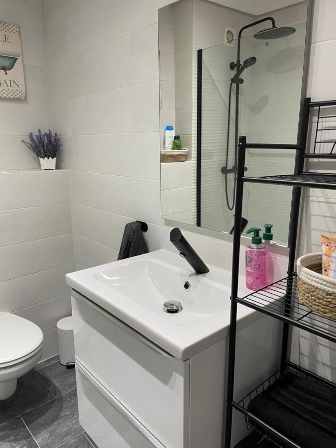 Apartamento Cuatro Estaciones 칼라호라 외부 사진